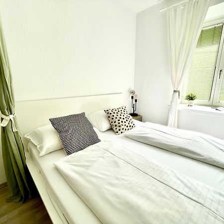 Contactless Self-Check-In - City Apartment Zum Wohlfuhlen Ans16 Graz Exterior photo